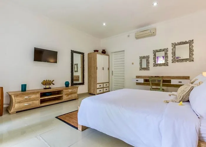 Pucuk Harum 3bdr & Private Pool, Seminyak, Petitenget * Seminyak