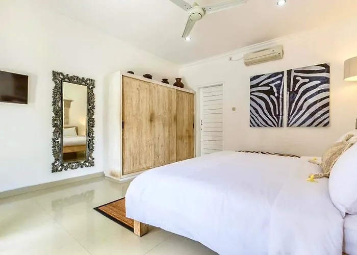 Pucuk Harum 3bdr & Private Pool, Seminyak, Petitenget Villa
