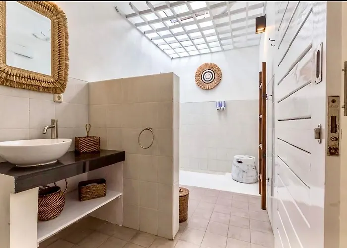 Pucuk Harum 3bdr & Private Pool, Seminyak, Petitenget Villa